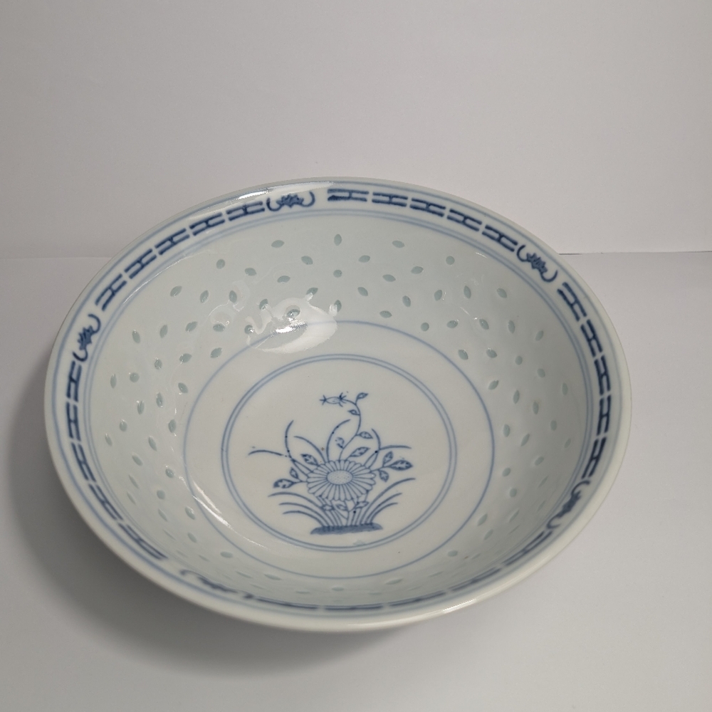 Tienshan Translucent Rice Grain Flower Pattern Blue & White Rice Bowl